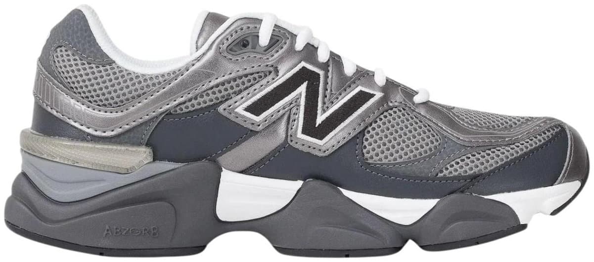 New Balance Women Sneakers